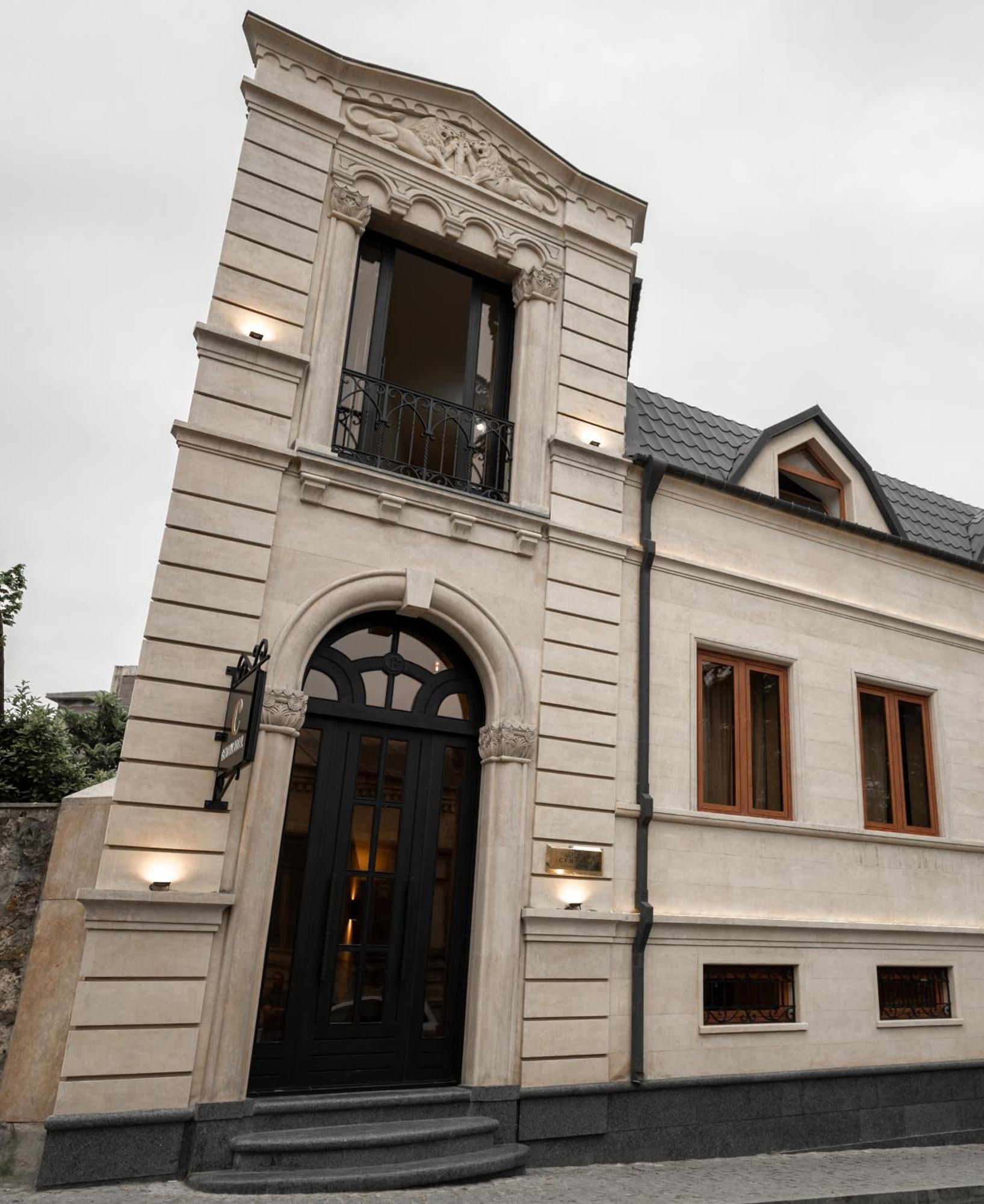 Central Hotel Kutaisi Exterior foto