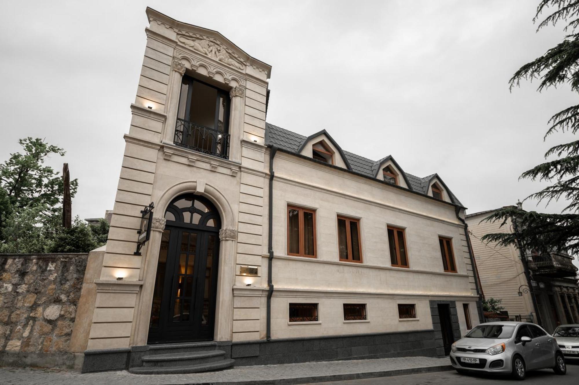 Central Hotel Kutaisi Exterior foto